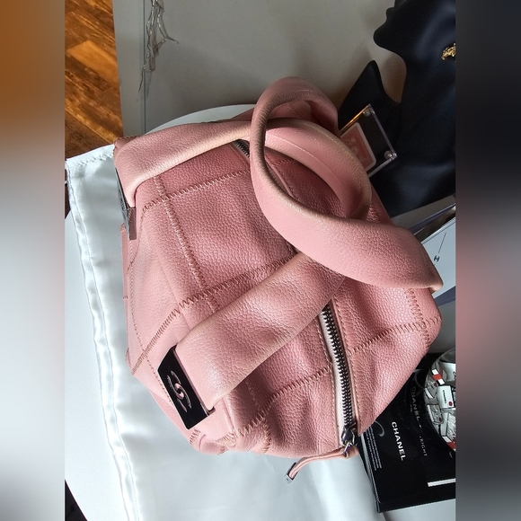 Chanel Soft Pink Caviar Vintage Bowlero Bag & COA! - Picture 13 of 15